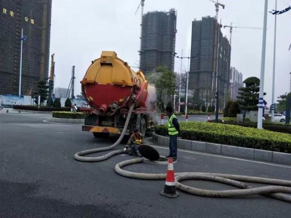 昆明下水管疏通培训机构（昆明专业疏通下水道电话）